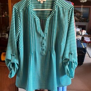 Ladies studio works top with smocking and V-neck 2X